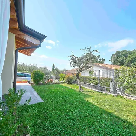 Schoenes Batik By Interhome * Bardolino