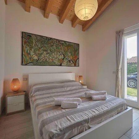 Schoenes Batik By Interhome Сasa de vacaciones Bardolino