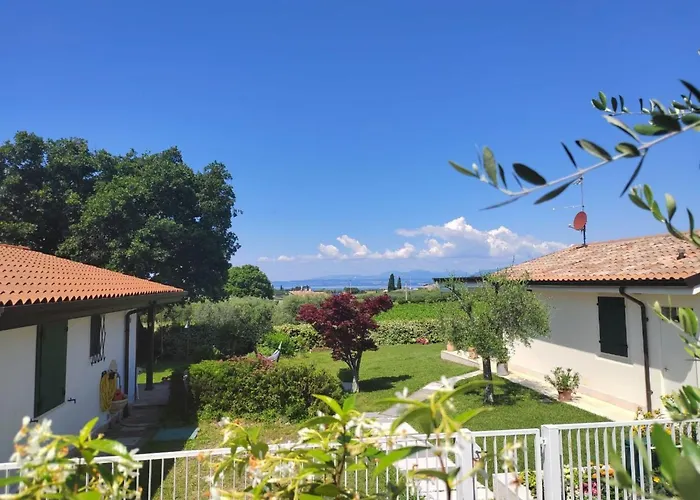 Holiday home Schoenes Batik By Interhome