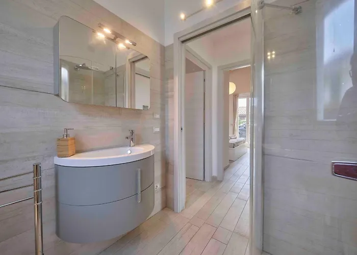 Holiday home Schoenes Batik By Interhome *