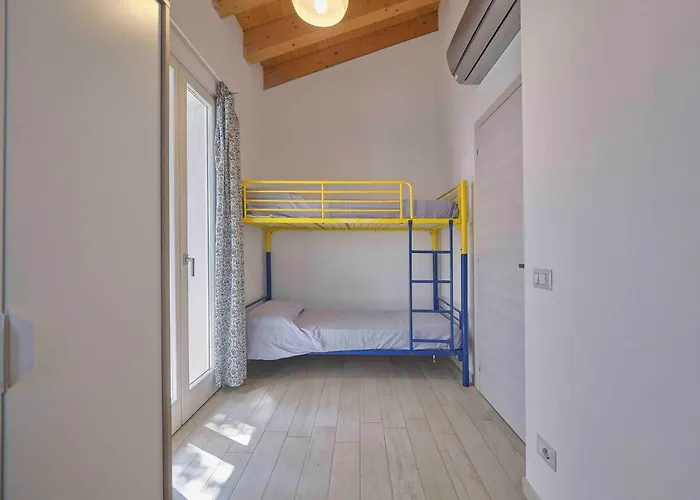 Casa de Férias Schoenes Batik By Interhome Bardolino