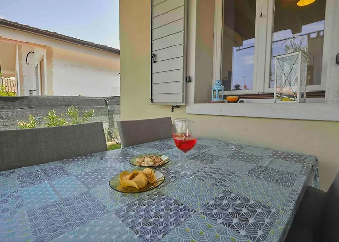 Schoenes Batik By Interhome Casa de Férias *